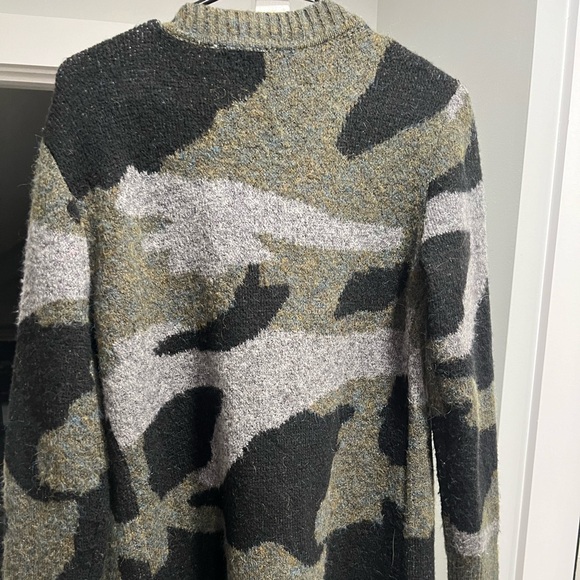 RD style long cardigan, muted camo print - Picture 2 of 3